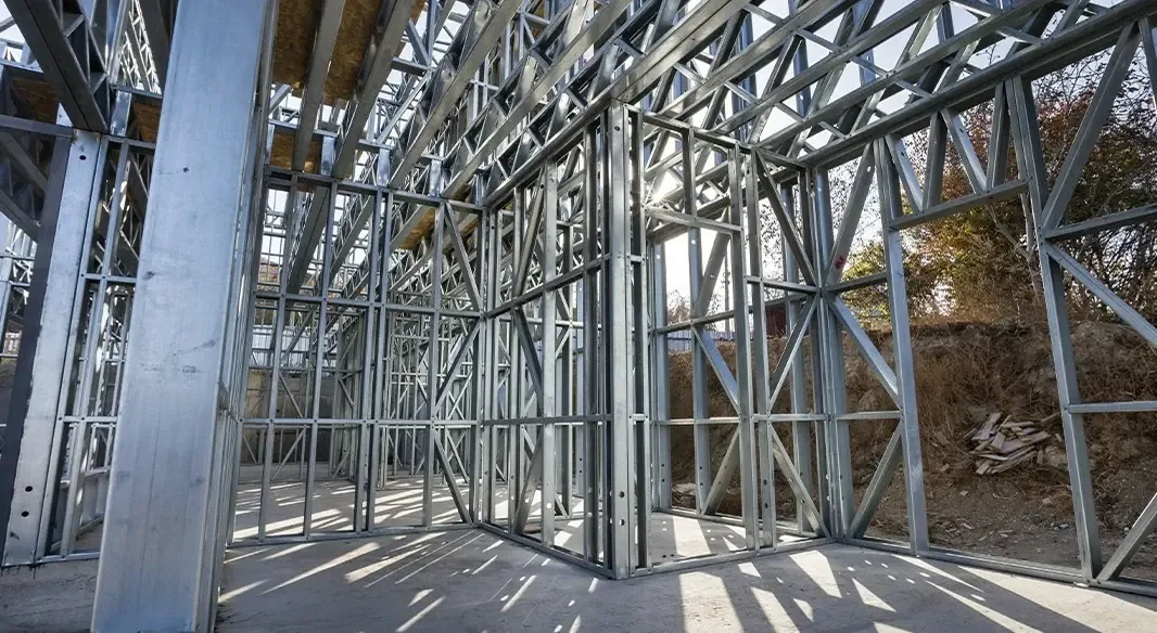 Panelised light gauge steel frame wall panels erected on site