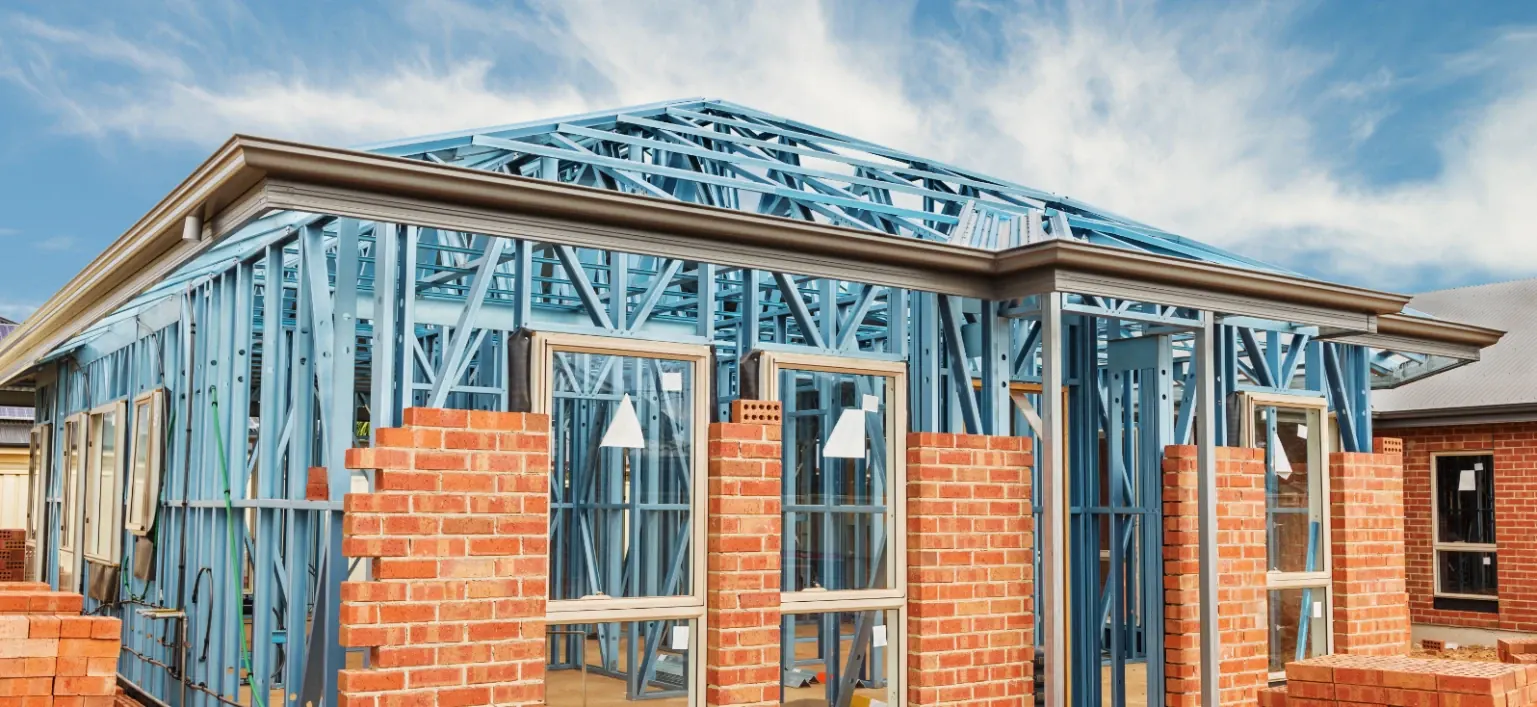 Light gauge steel frame with a brick outer leaf, hybrid cavity wall system